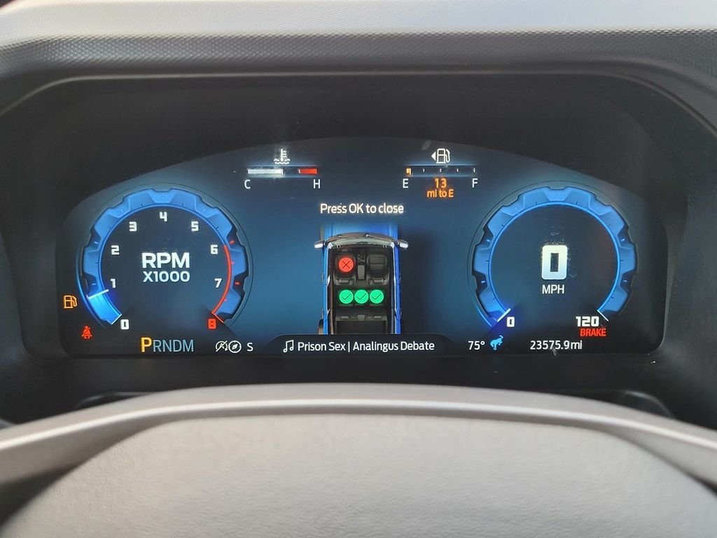 Used 2025 Green Ford Badlands image 24