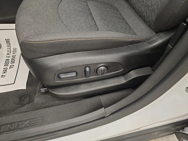 Used 2024 Summit White Chevrolet LT image 35