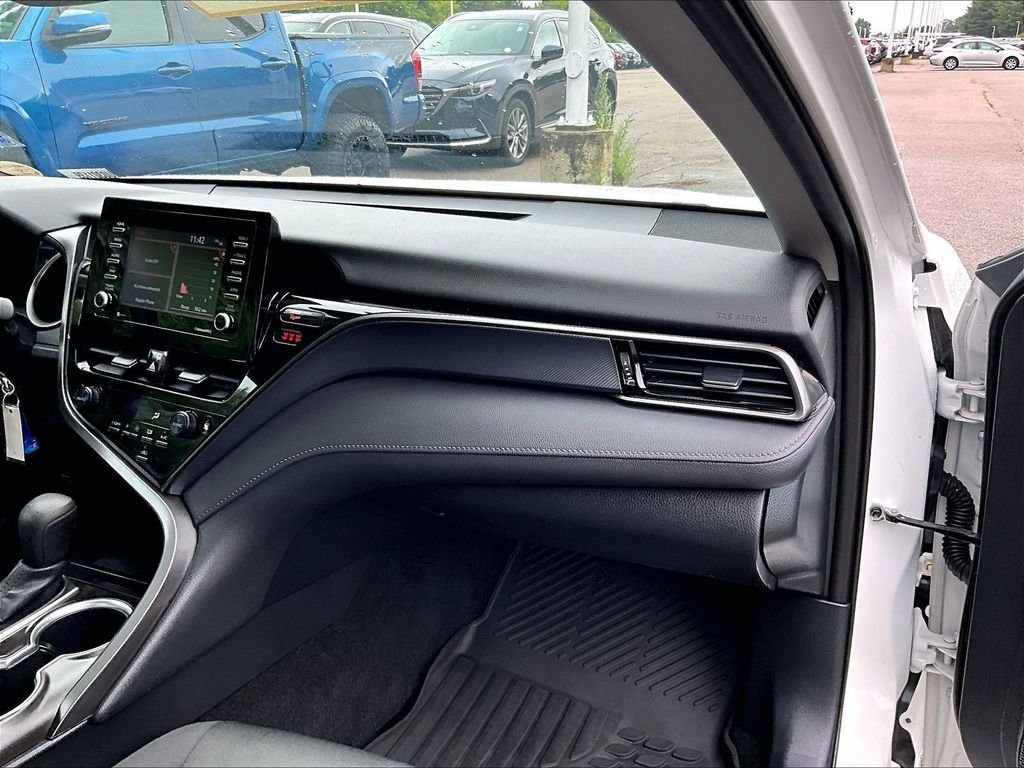 Used 2024 White Toyota LE image 13
