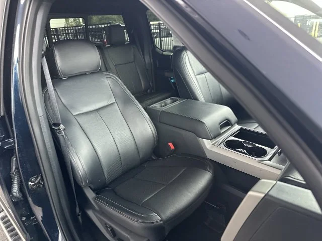 Used 2022 Blue Ford Lariat image 27