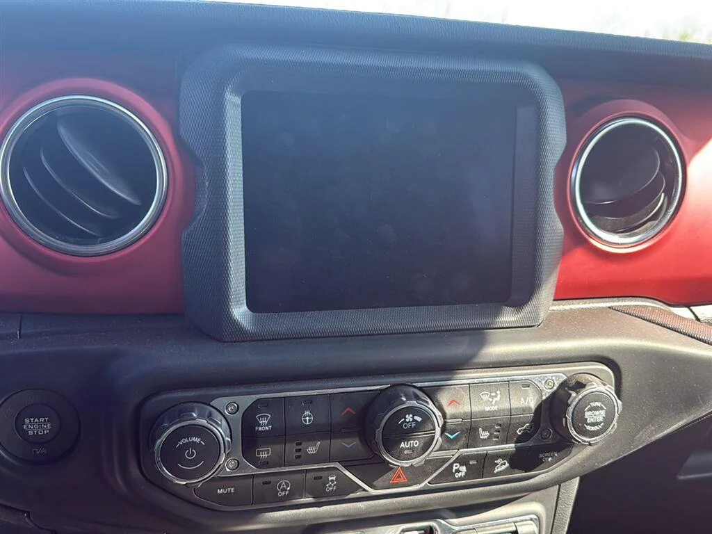 Used 2020 Sting-Gray Clearcoat Jeep Rubicon image 9