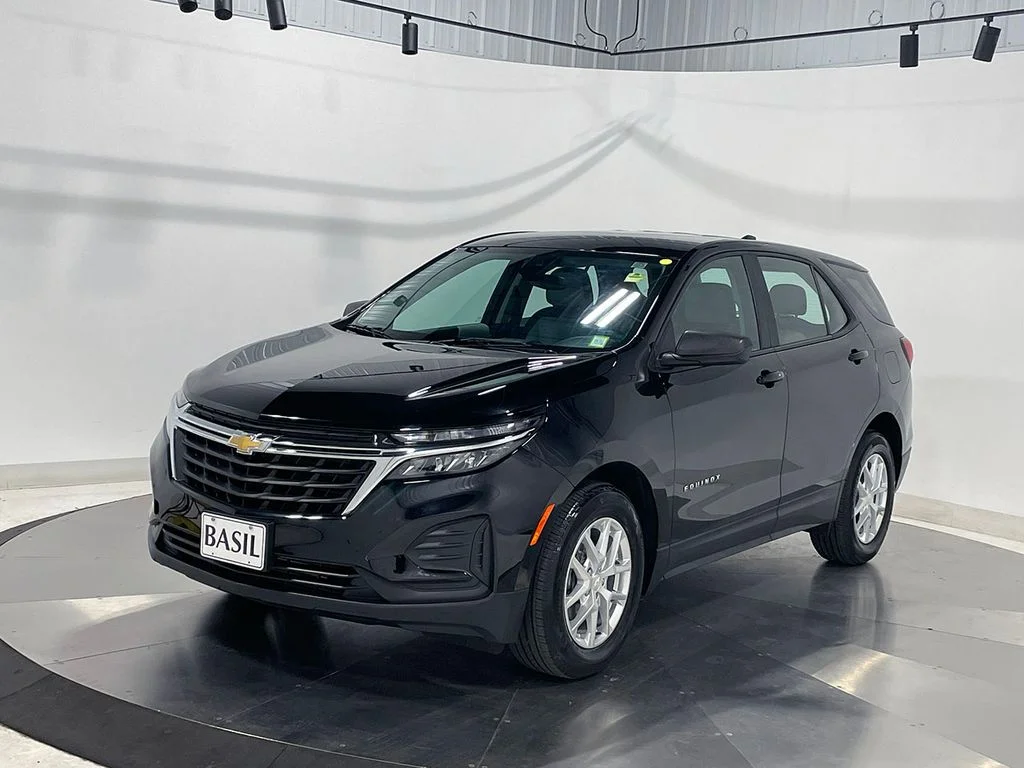 Used 2022 Black Chevrolet LS image 8