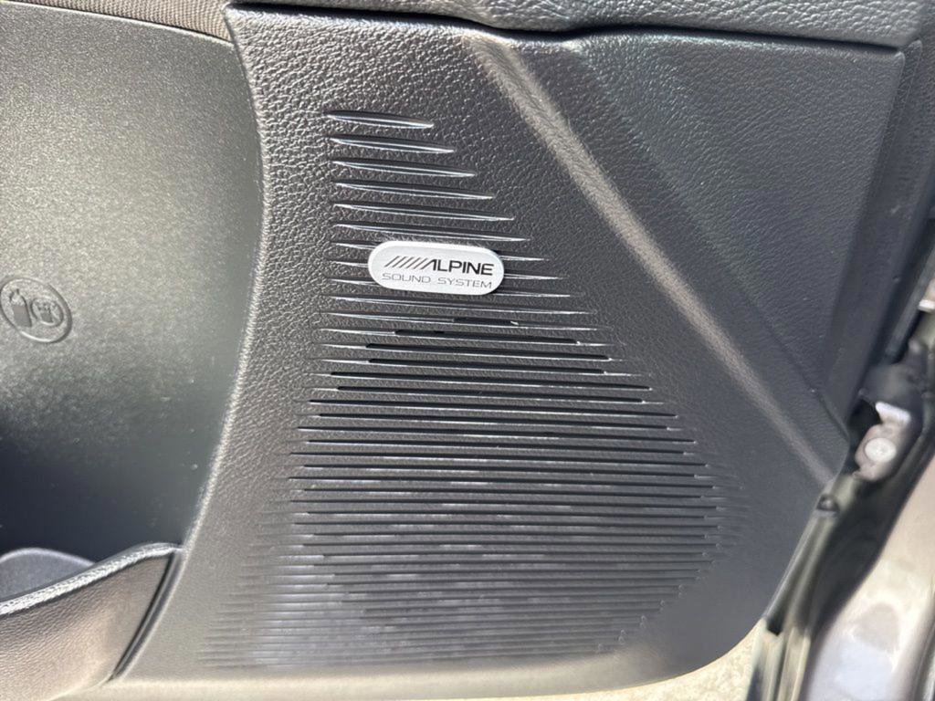 Used 2023 Granite Pearlcoat Dodge R/T Scat Pack image 13