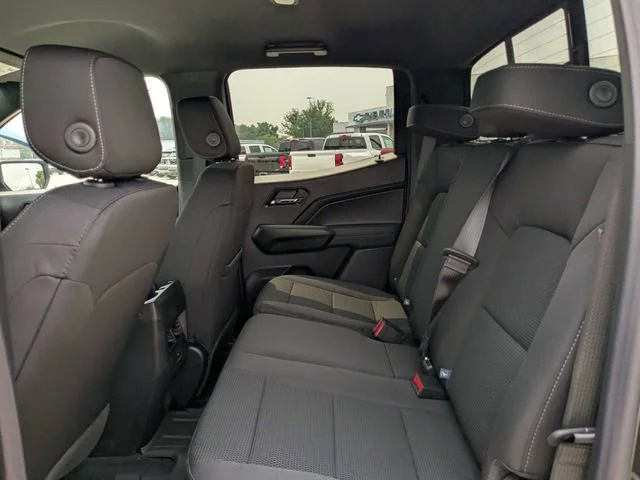 2026 Chevrolet Colorado LT - Photo 14