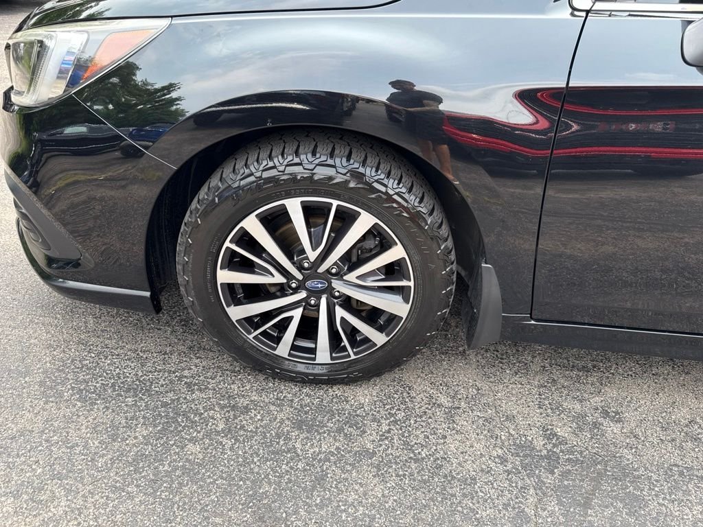 Used 2019 Black Subaru 2.5i image 11