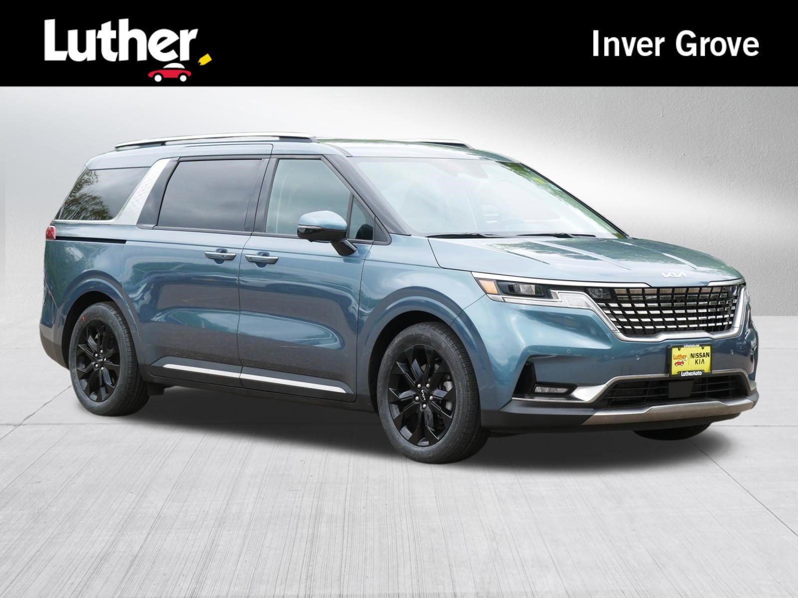 2024 Kia Sedona SX's photo
