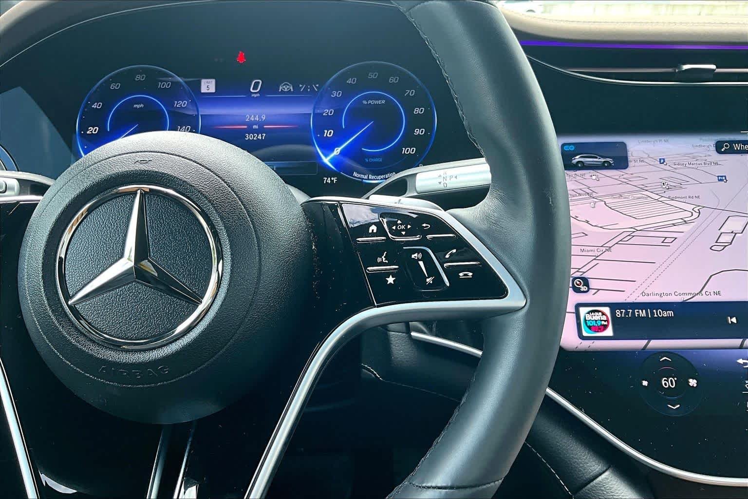 Certified Used 2023 MANUFAKTUR Diamond White Mercedes-Benz EQS 580 image 24