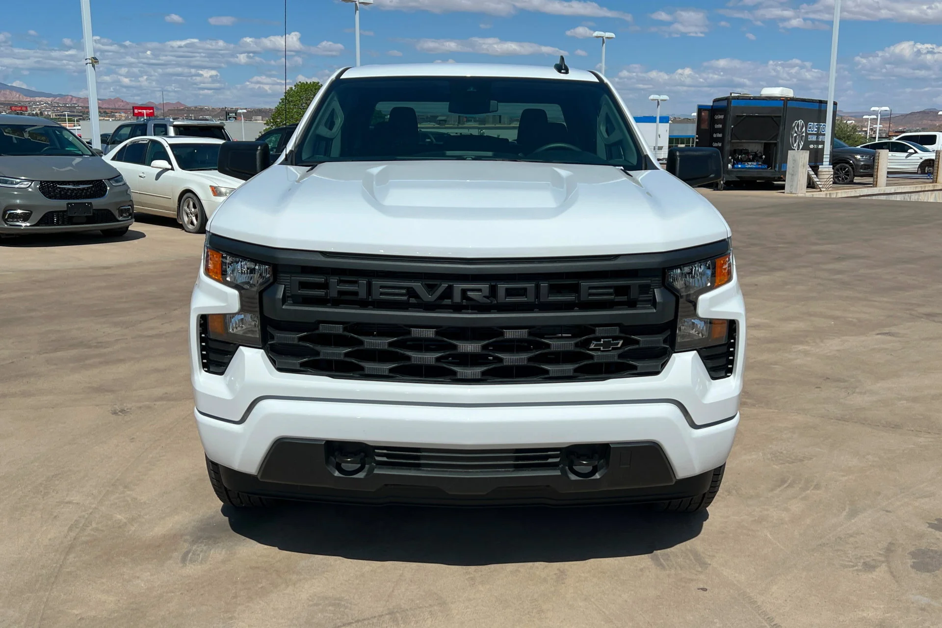 2026 Chevrolet Silverado 1500 Custom - Photo 8
