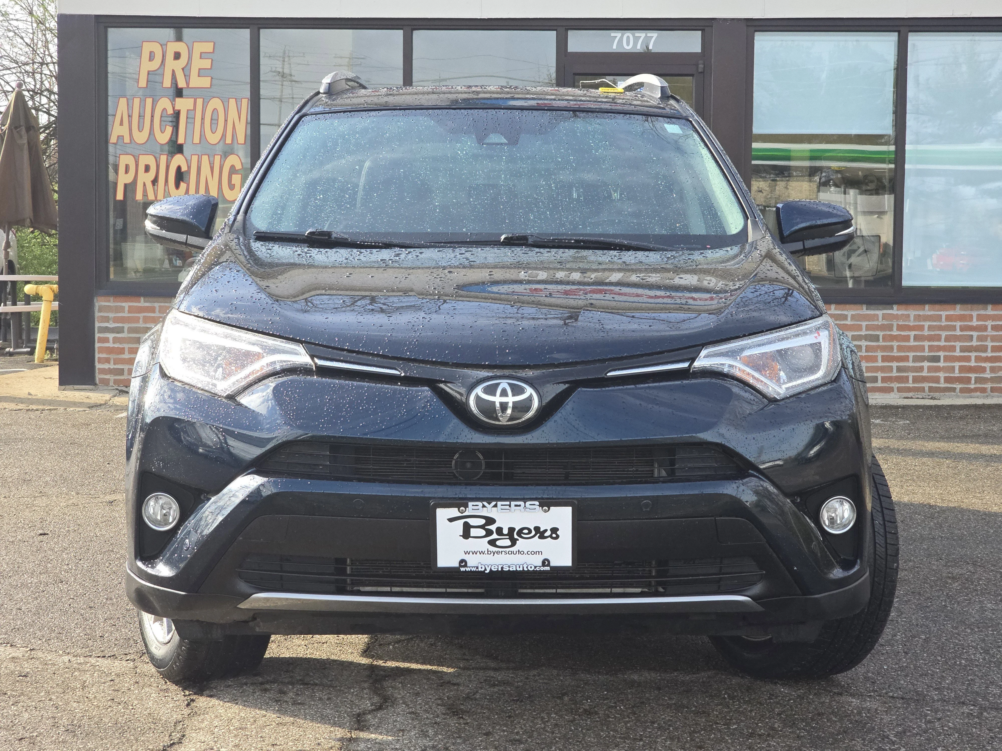Used 2017 Toyota RAV4 Limited with VIN 2T3DFREVXHW634822 for sale in Whitehall, OH