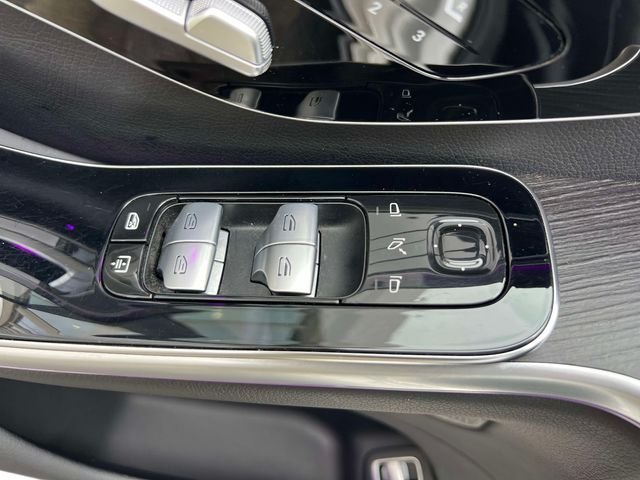 Certified Used 2022 White Mercedes-Benz S 500 image 20