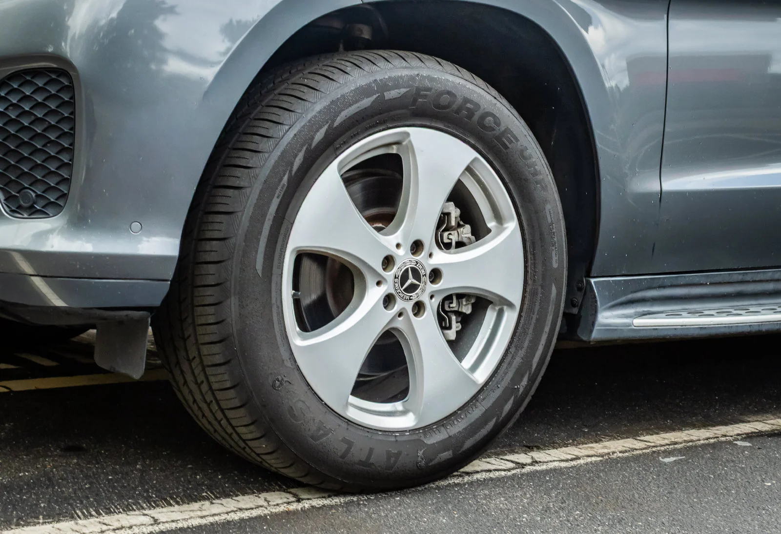 Used 2019 Gray Mercedes-Benz GLS 450 image 11