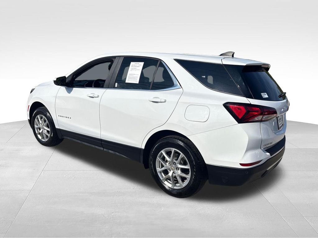 Used 2024 White Chevrolet LT image 3