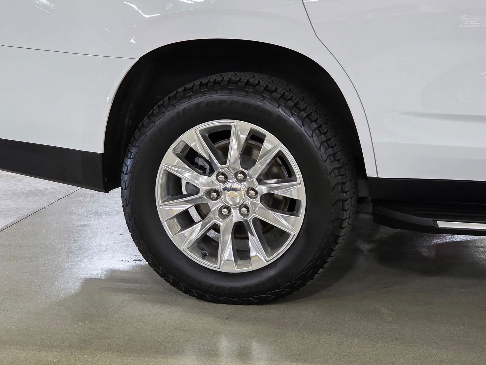 Used 2023 Summit White Chevrolet Premier image 9