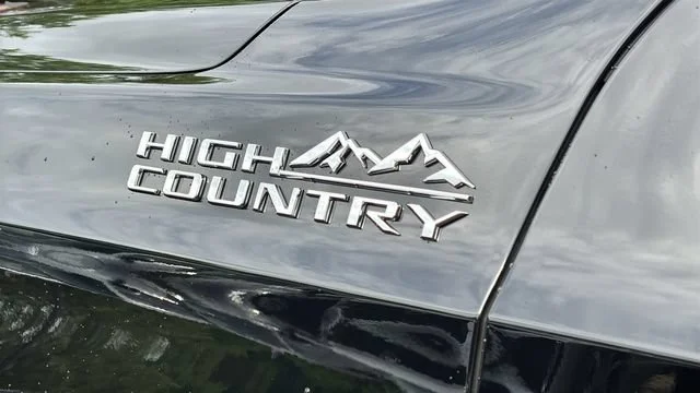 Used 2025 Black Chevrolet High Country image 40