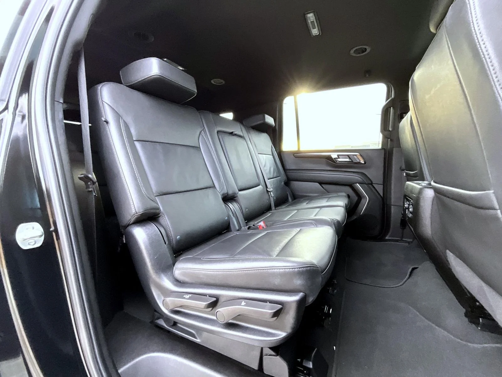 Used 2025 Black Chevrolet Z71 image 18