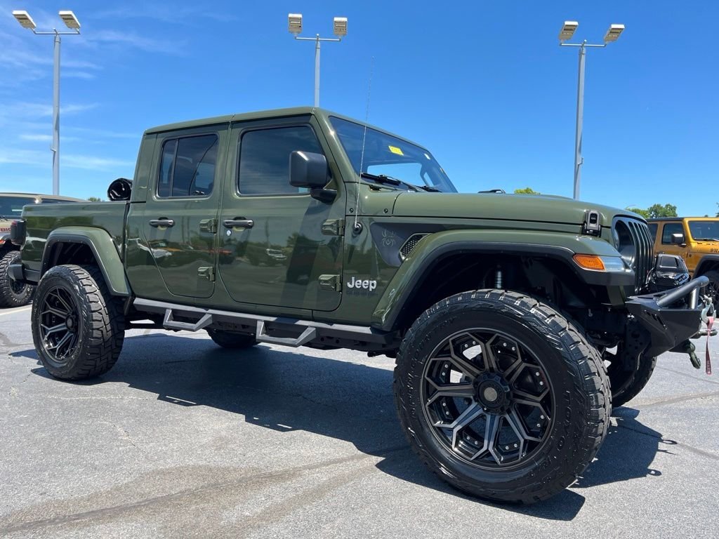 Used 2021 Green Clearcoat Jeep Overland image 54