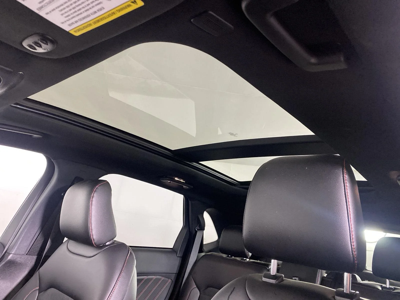 Used 2023 Iconic Silver Ford ST-Line image 33