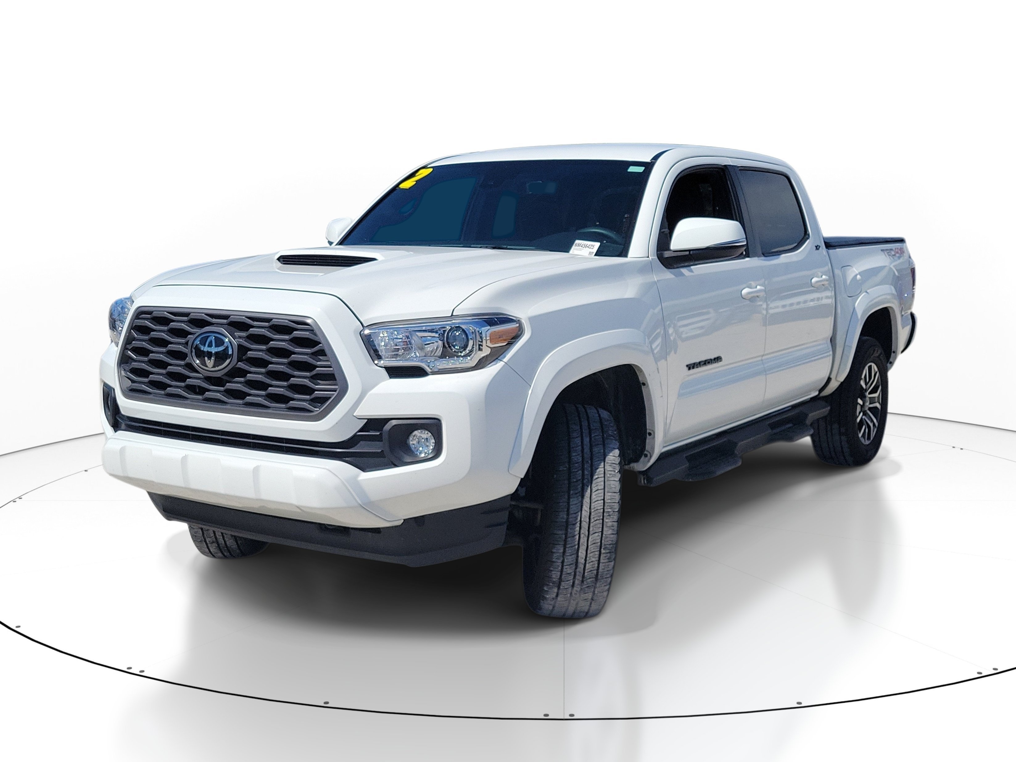 Used 2022 White Toyota SR image 3