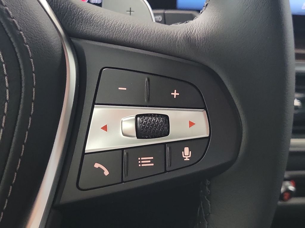 New 2026 Black Sapphire Metallic BMW xDrive40i image 11