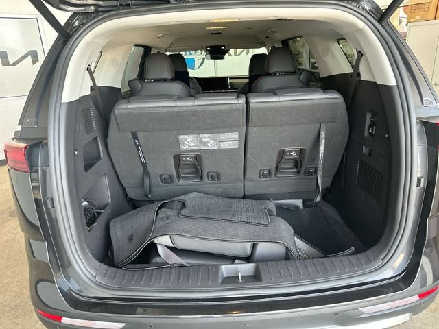 Used 2022 Gray Kia SX image 22
