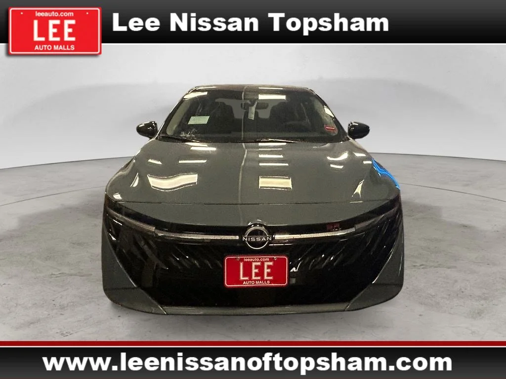 New 2026 Atlantic Gray Metallic/Super Black Nissan SR image 9