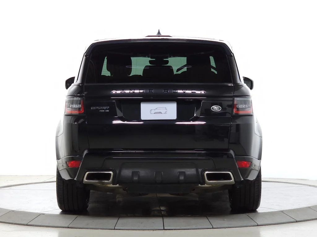 Used 2022 Black Land Rover HSE Dynamic image 5