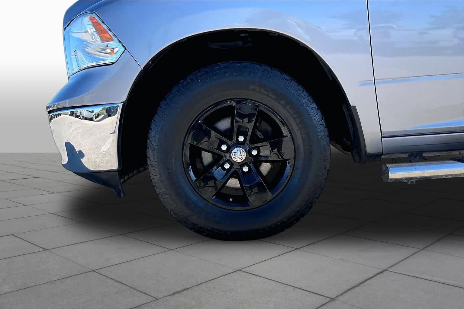 Used 2019 Billet Silver Metallic Clearcoat Ram Tradesman image 10