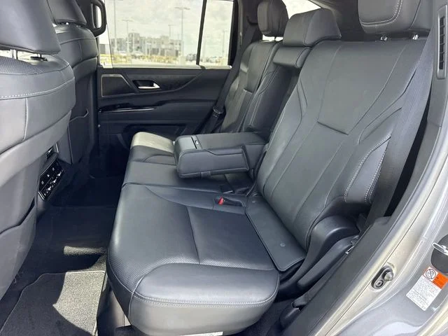 Used 2024 Gray Lexus 600 Luxury image 23