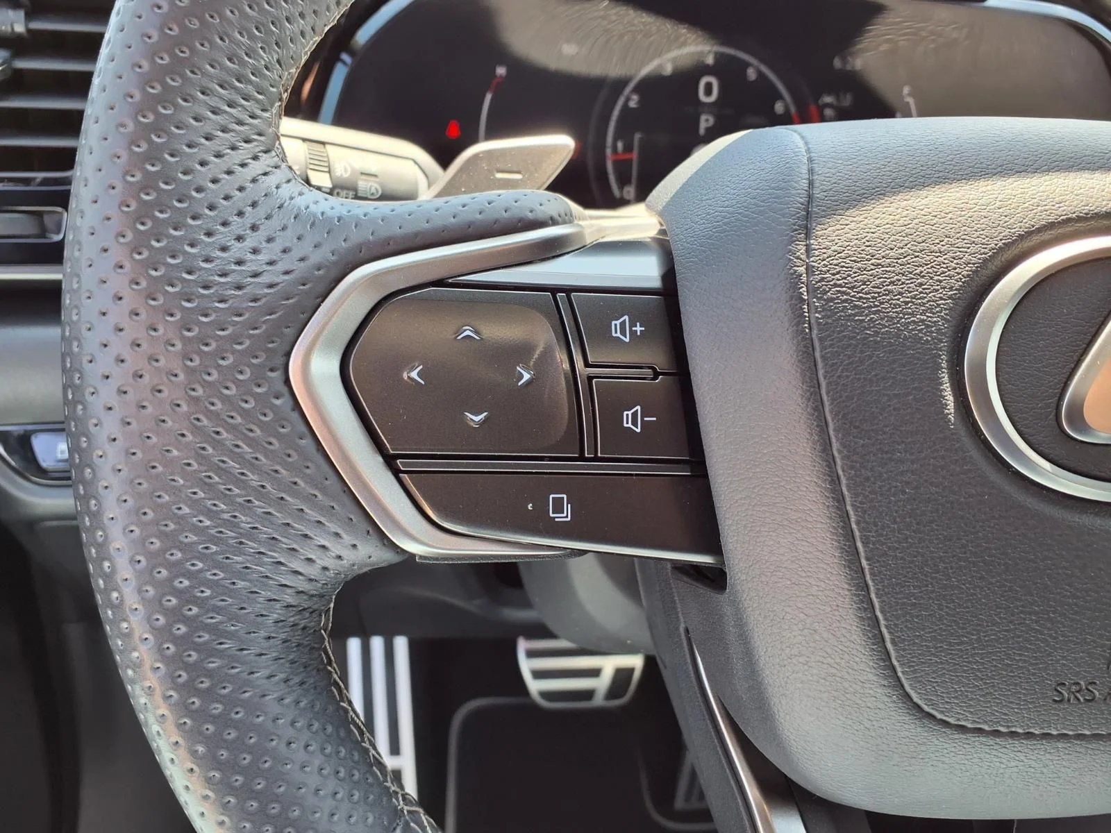 Used 2024 Black Lexus 350 F SPORT Handling image 22