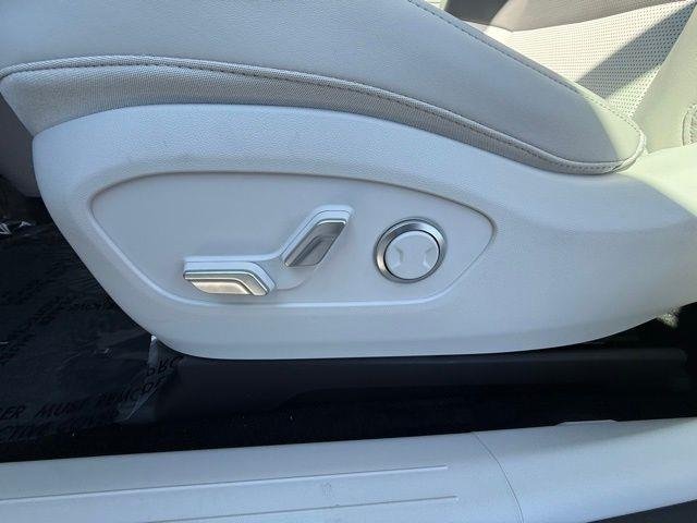 2026 Hyundai IONIQ 9 SEL - Photo 13