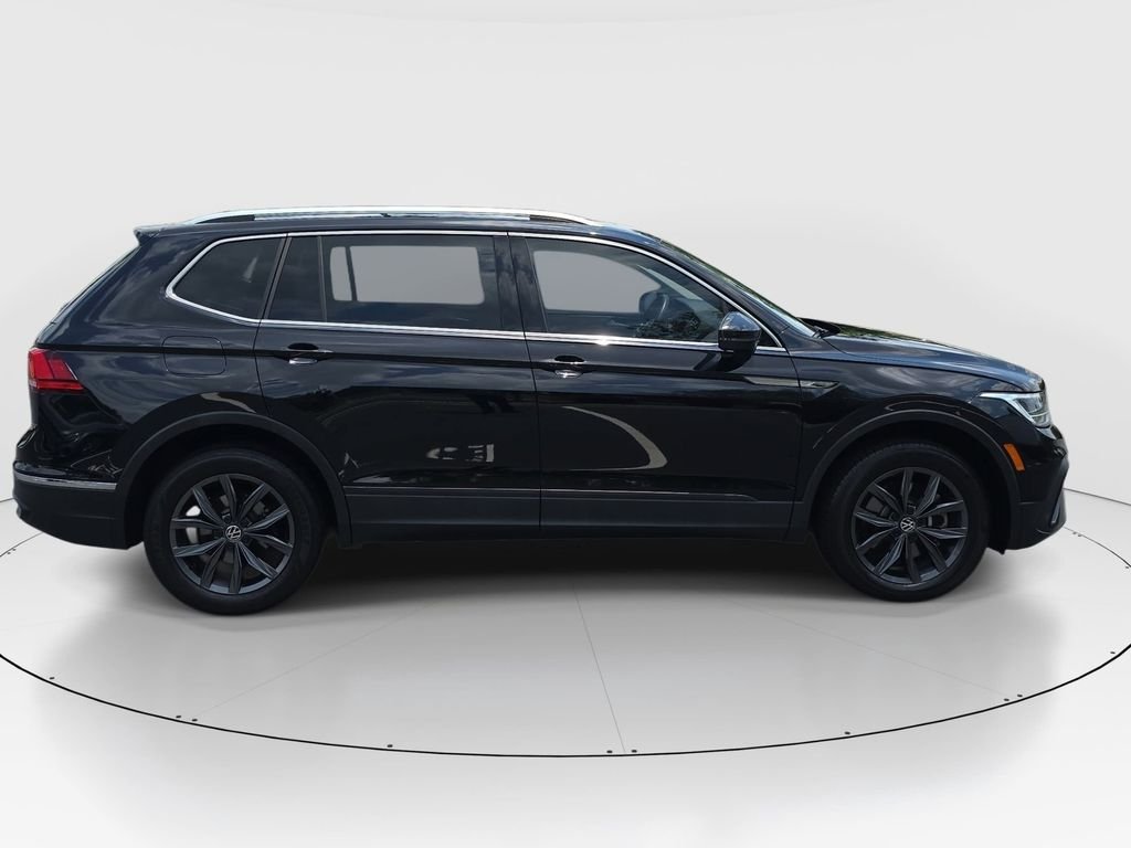 Used 2023 Black Volkswagen 2.0T SE image 4