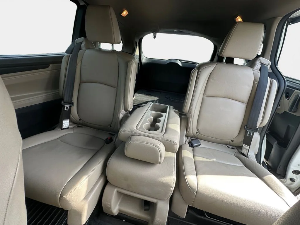 Used 2019 White Honda EX-L image 10