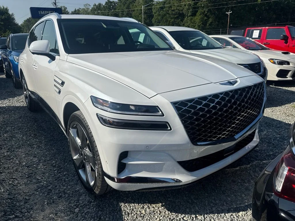 Used 2024 White Genesis 3.5T Advanced image 2