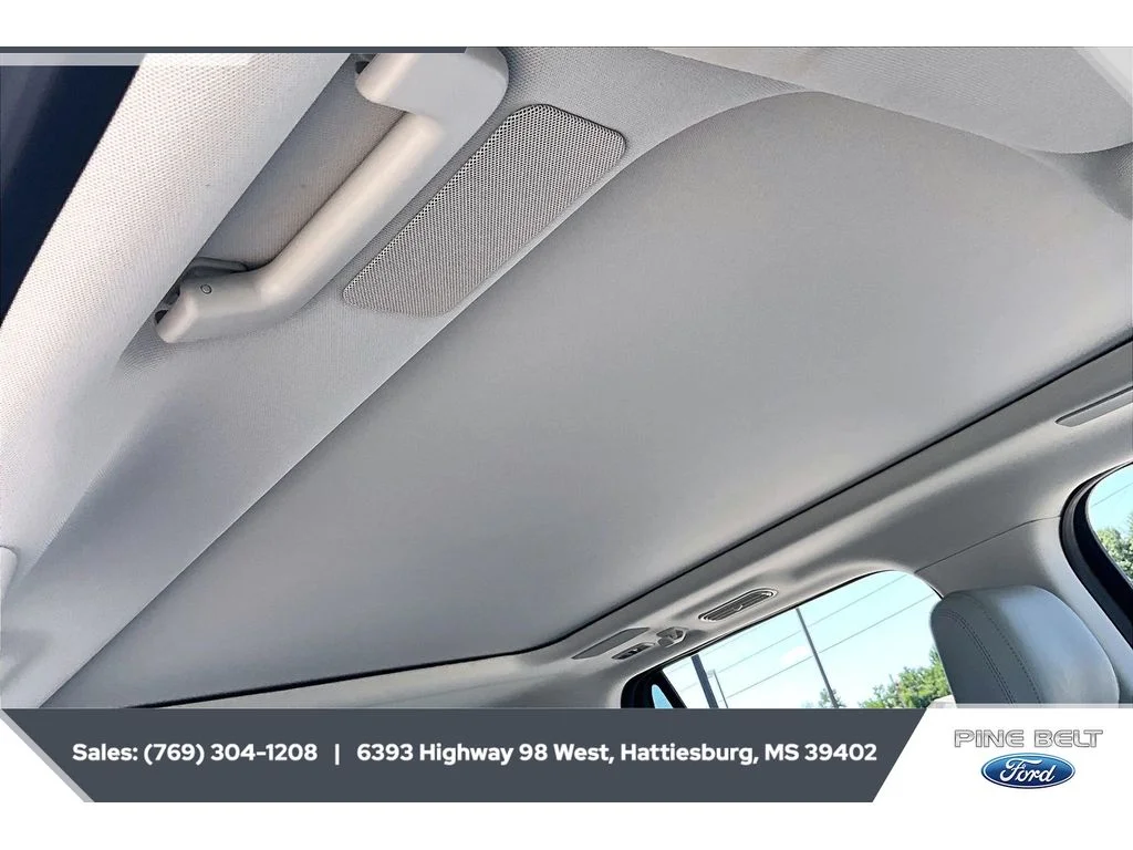 Used 2025 Stone Blue Metallic Ford Platinum image 16