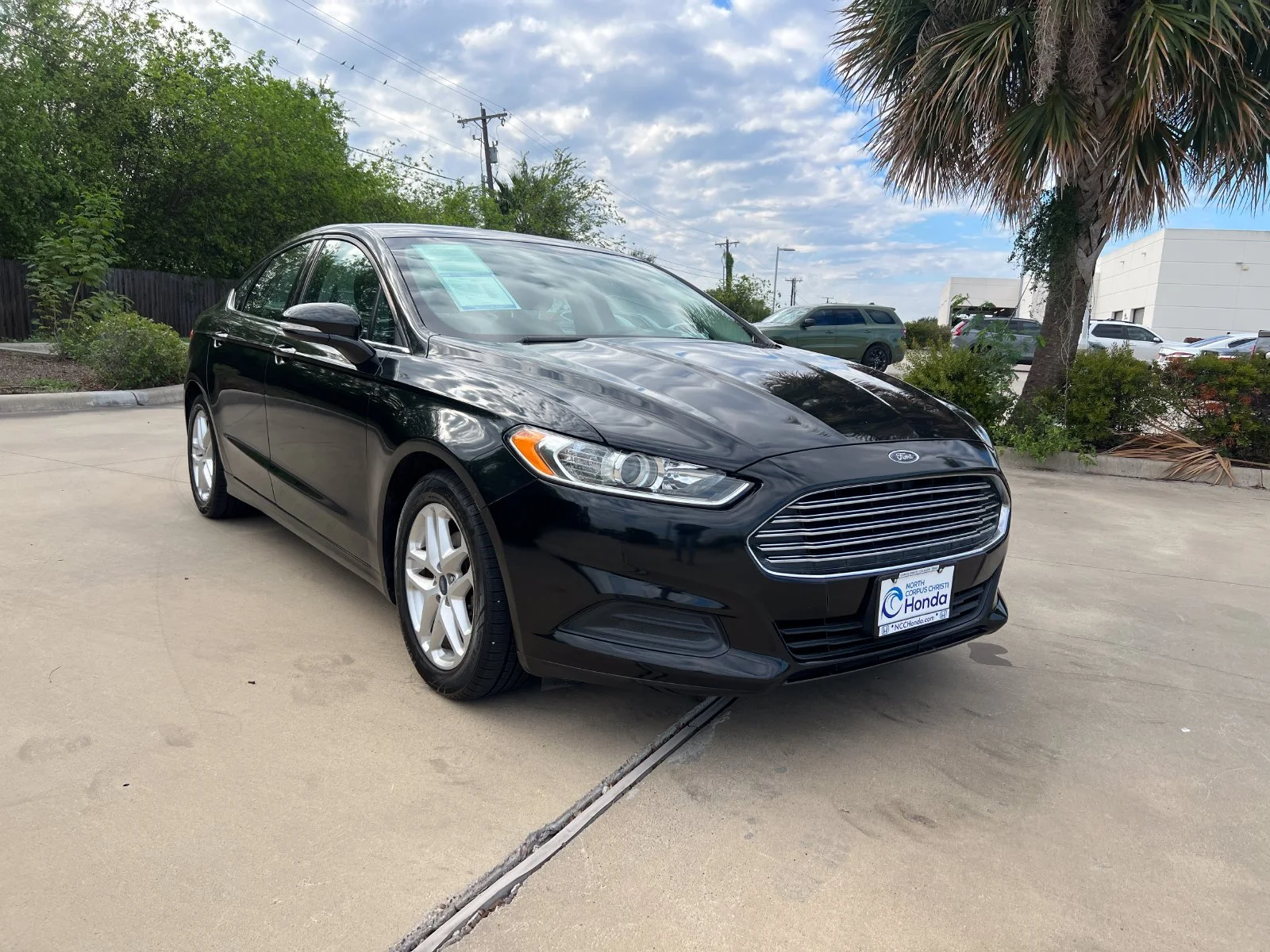 Used 2014 Black Ford SE image 8