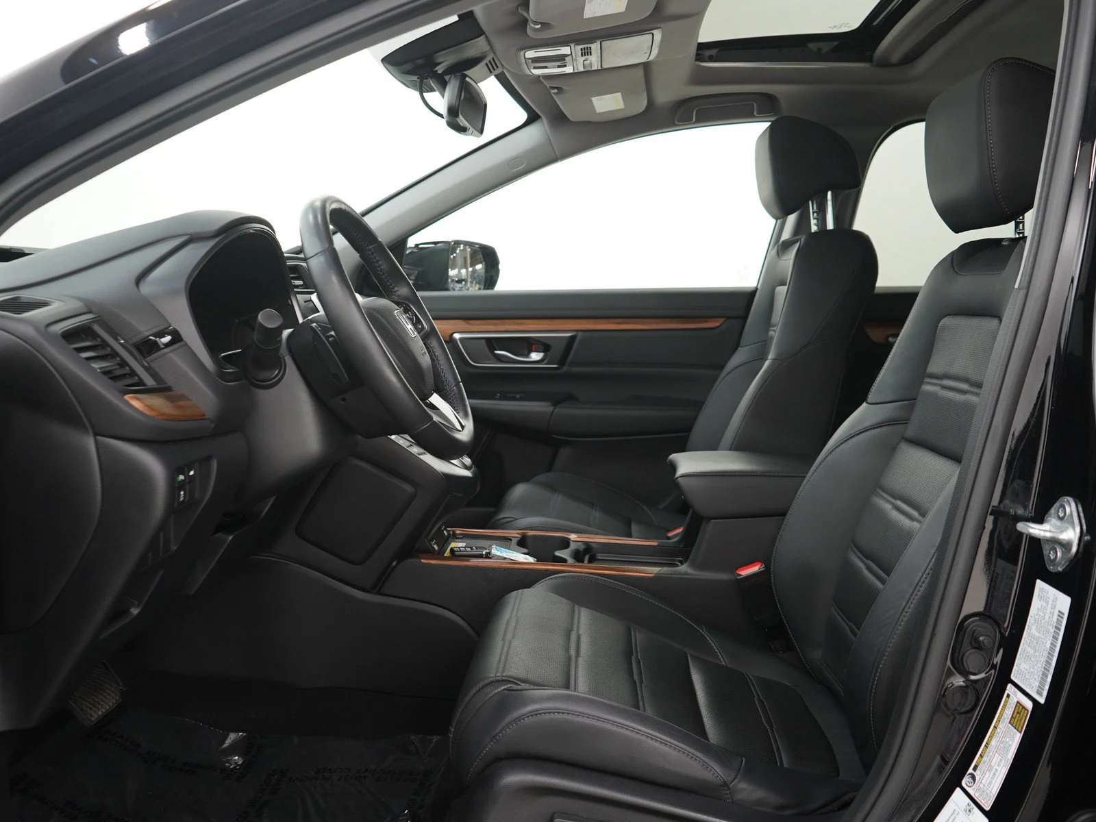 Used 2022 Black Honda 5D WAGON HYBRID TOURING image 19