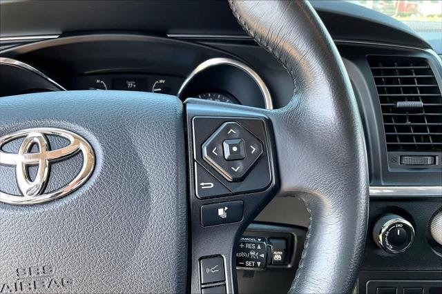 Certified Used 2020 MIDNIGHT BLACK METALLIC Toyota  image 22