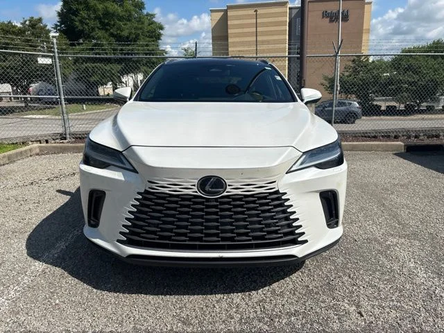 Used 2024 White Lexus 350 Luxury image 10