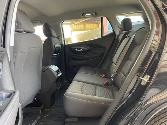 Used 2022 Black GMC SLE image 25