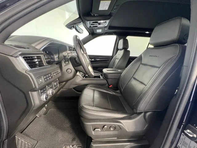 2022 GMC Yukon Denali - Photo 11