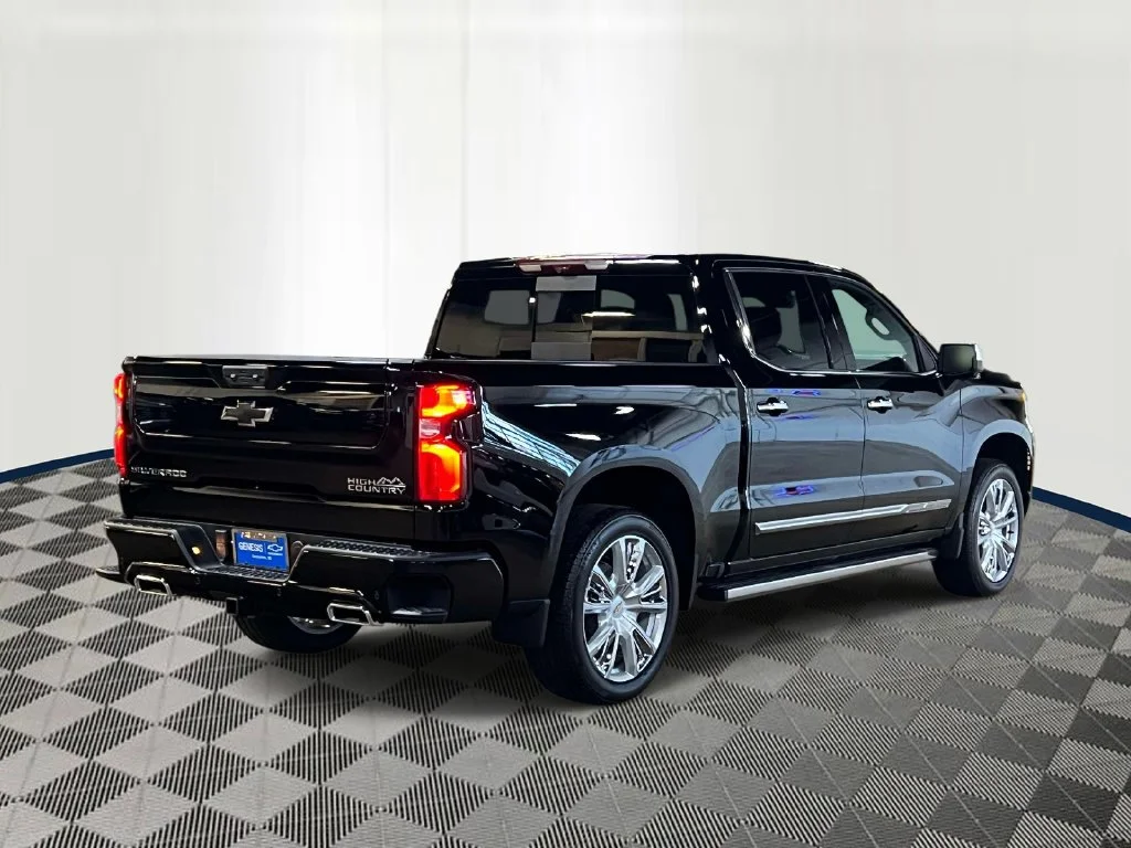 New 2026 Black Chevrolet High Country image 4