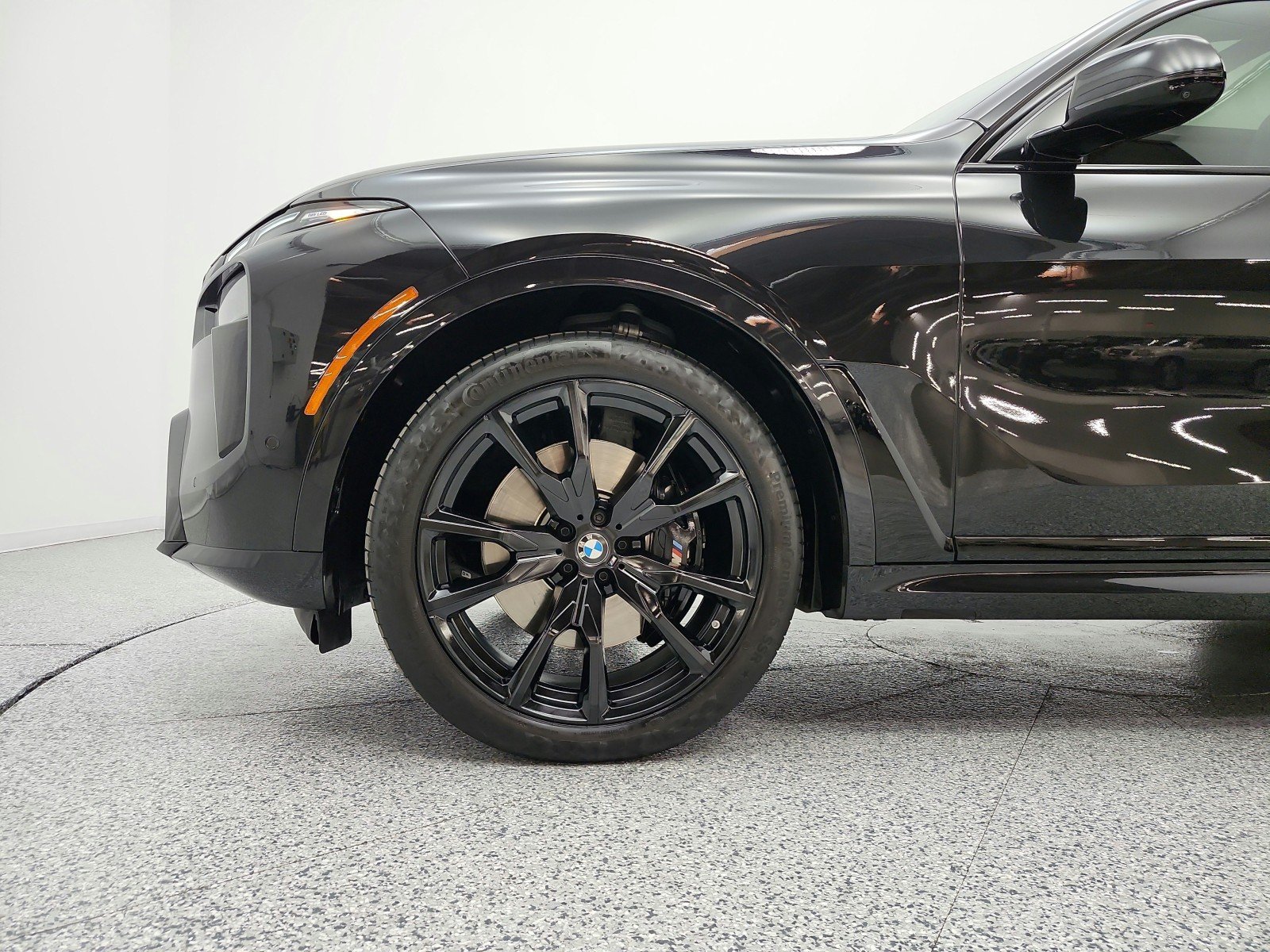 Used 2024 Black Sapphire Metallic BMW xDrive40i Sports Activity Vehicle image 22