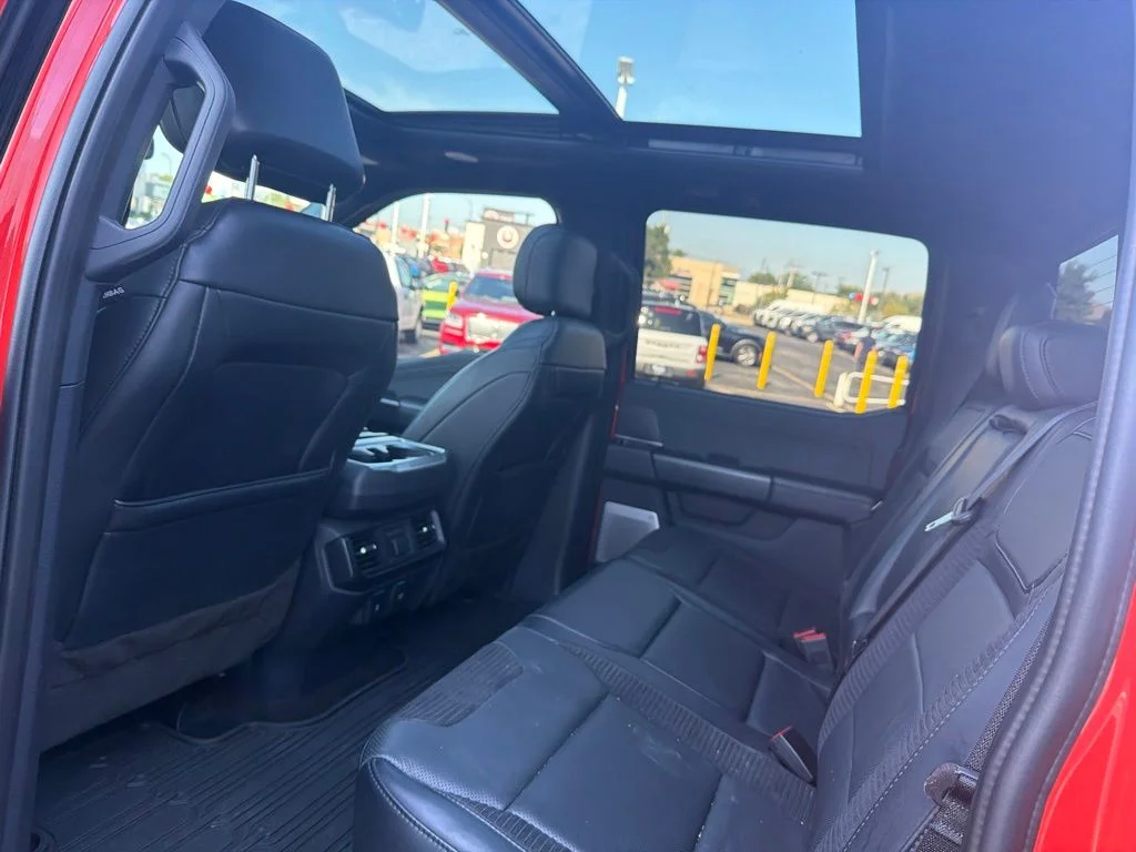 Used 2022  Ford Raptor image 9