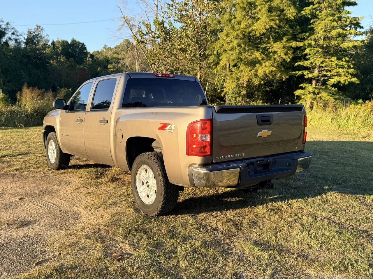 Used 2013 Pewter Chevrolet LT 4x4 4dr Crew Cab 5.8 ft. SB image 3