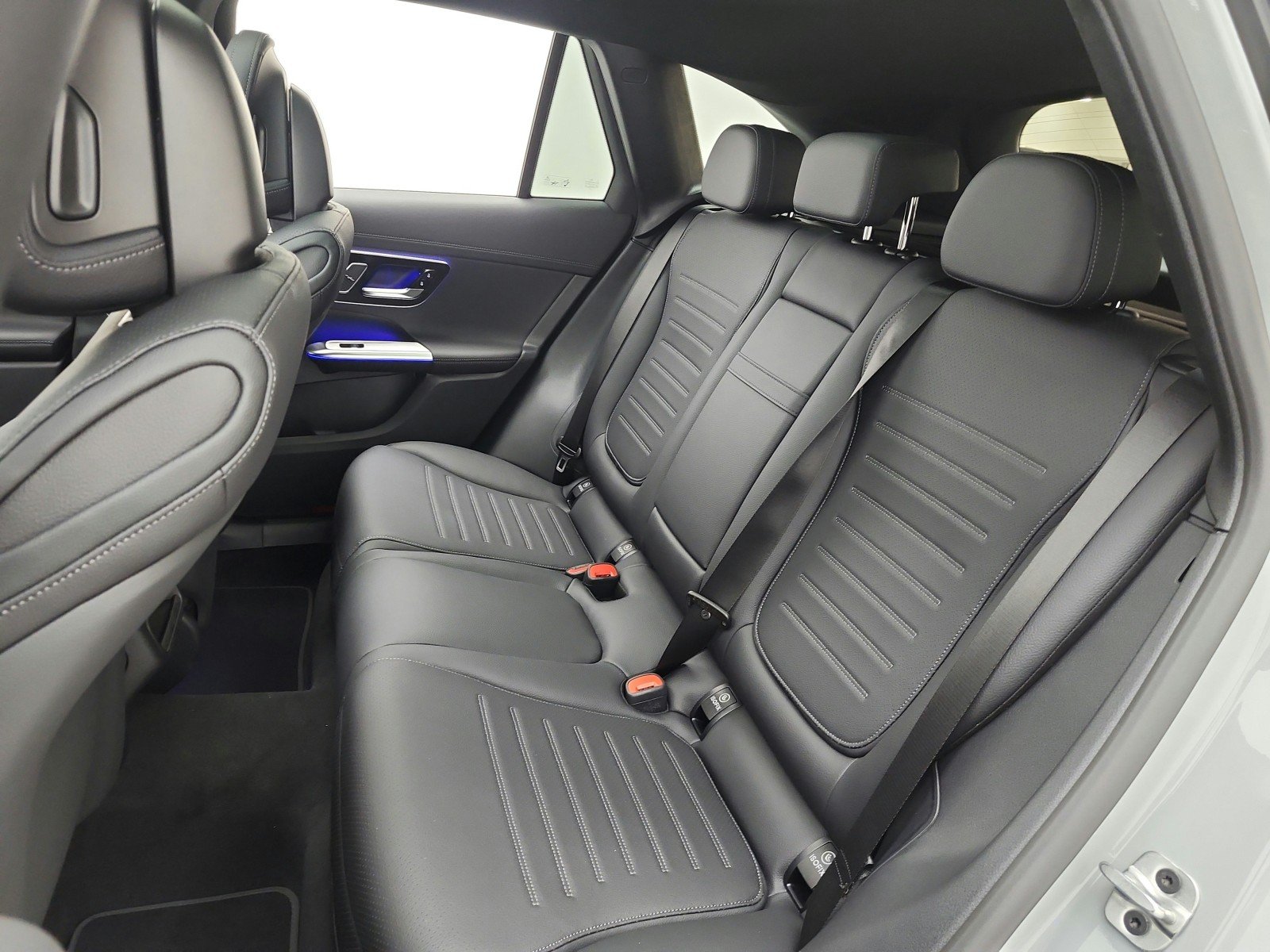 New 2027 MANUFAKTUR Alpine Grey Mercedes-Benz GLC 300 SUV image 11