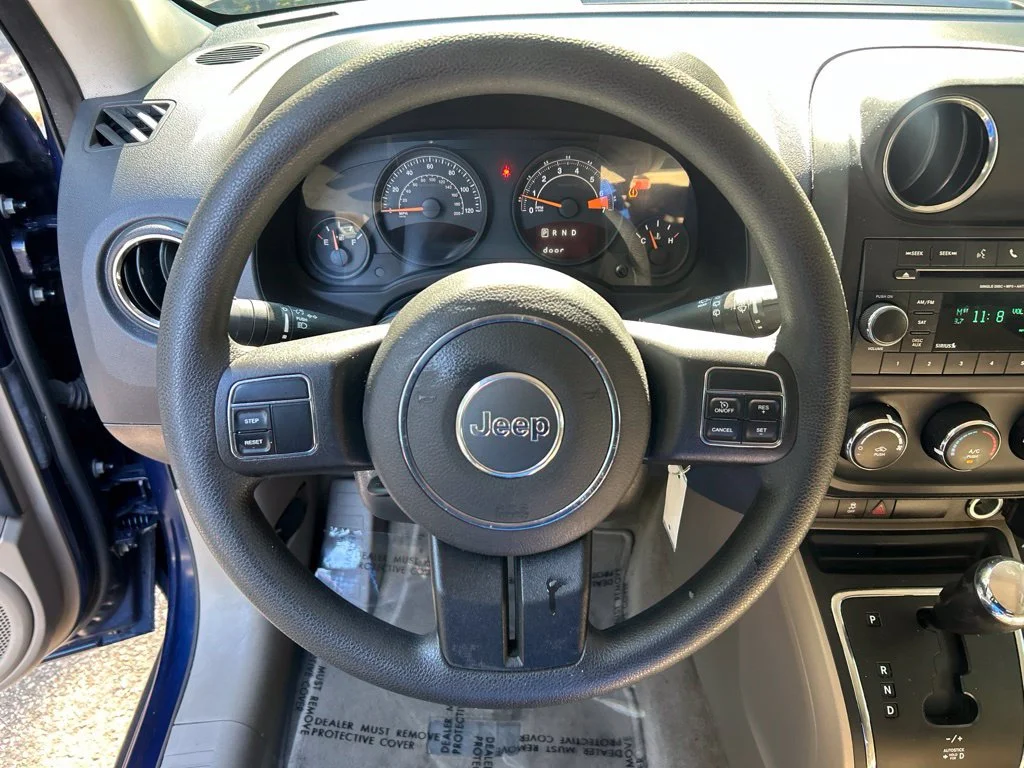 Used 2017 Blue Jeep Sport image 19