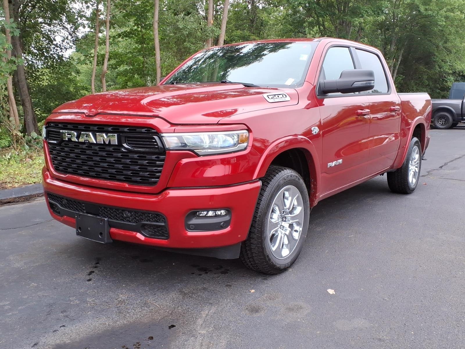 New 2026 Molten Red Pearl-Coat Exterior Paint RAM Big Horn/Lone Star image 2