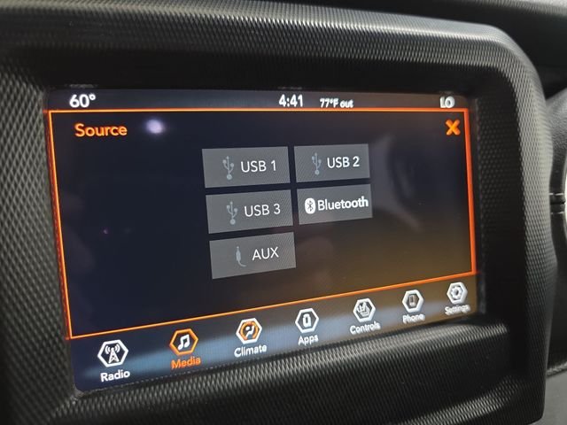 Used 2018 Black Clearcoat Jeep Unlimited Sahara image 21