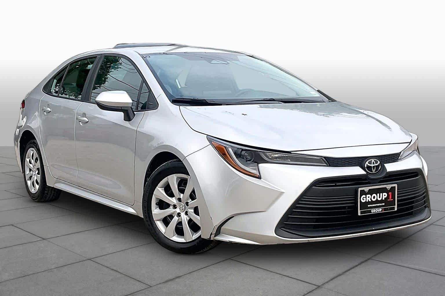 Used 2023 Classic Silver Metallic Toyota LE image 3