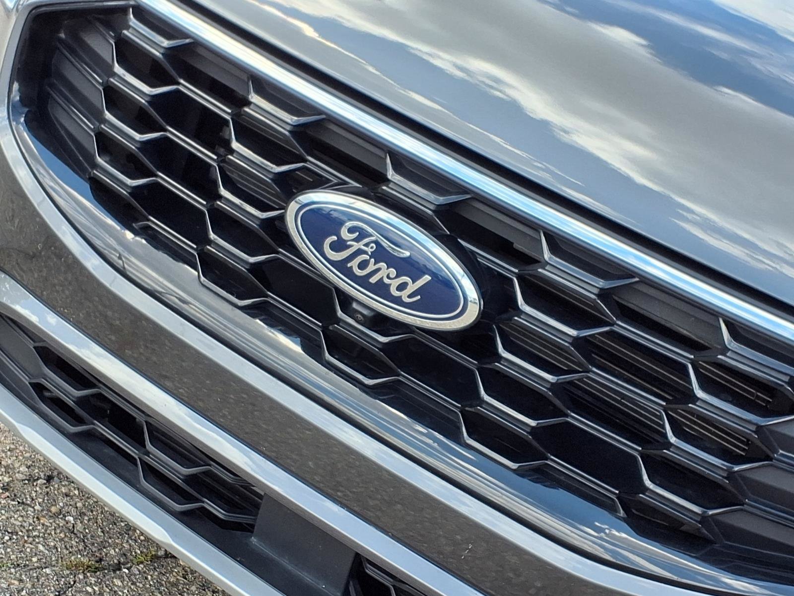 Certified Used 2023 Carbonized Gray Metallic Ford ST-Line Select image 26